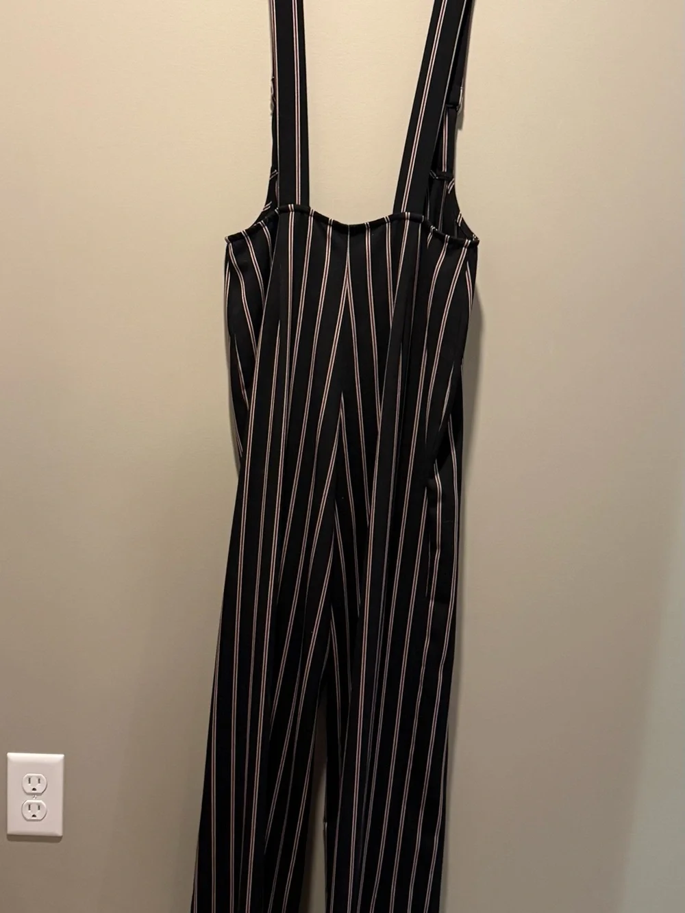 Forever 21 sleeveless jumpsuit